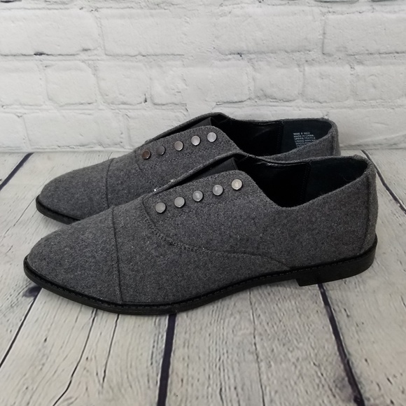 Simply Vera Vera Wang Shoes - Women's Gray Slip On Pointed Toe Loafers NIB